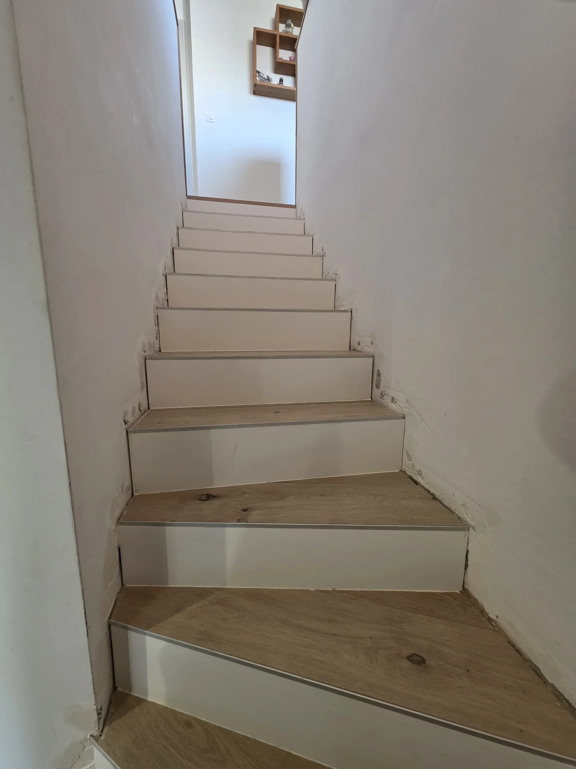 Plinthes escalier rampantes | KASS THOR_114252